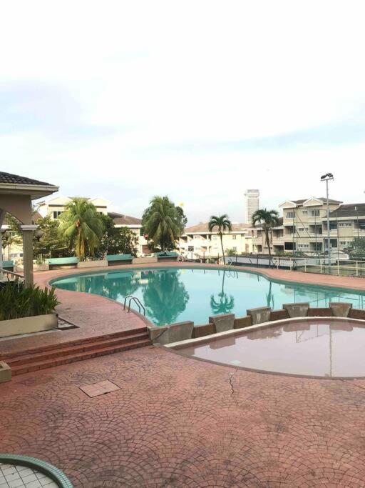 The Nest - Cozy 3-Bedroom Condo, Shah Alam Buitenkant foto